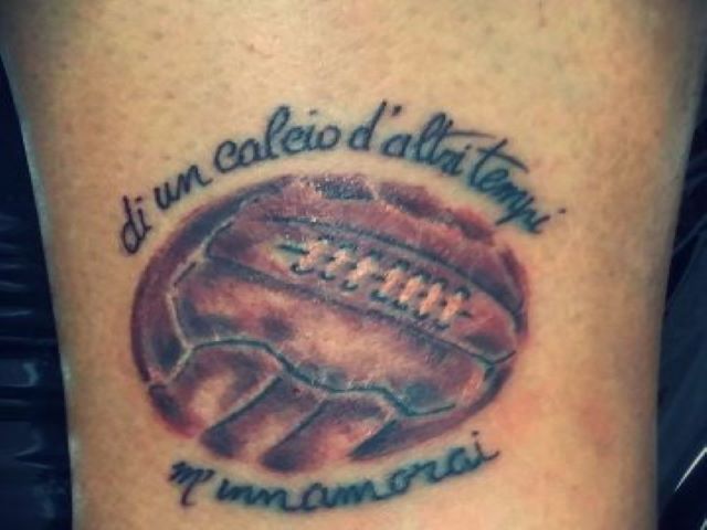D'un calcio d'altri tempi m'innamorai.