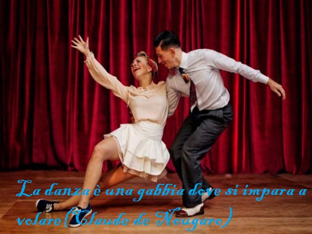 La danza è una gabbia dove si impara a volare. (Claude de Nougaro)