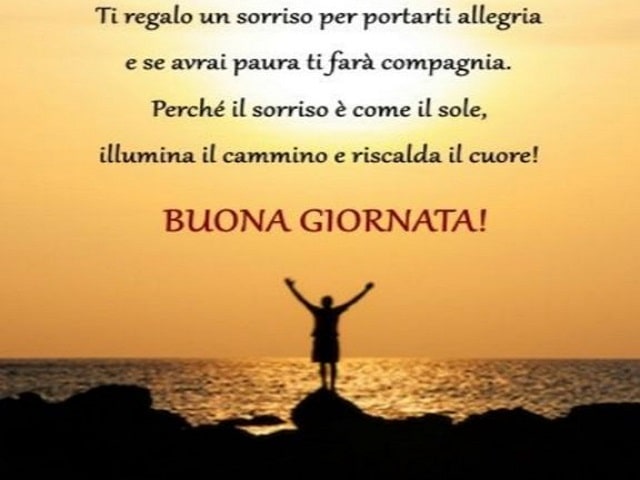 Ti regalo un sorriso per portarti allegria e se avrai paura ti farà compagnia. Perché il sorriso è come il sole, illumina il cammino e riscalda il cuore!Buona giornata!