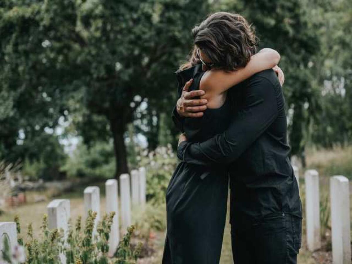 Frasi condoglianze: 81 messaggi per la morte della mamma di una persona cara - 