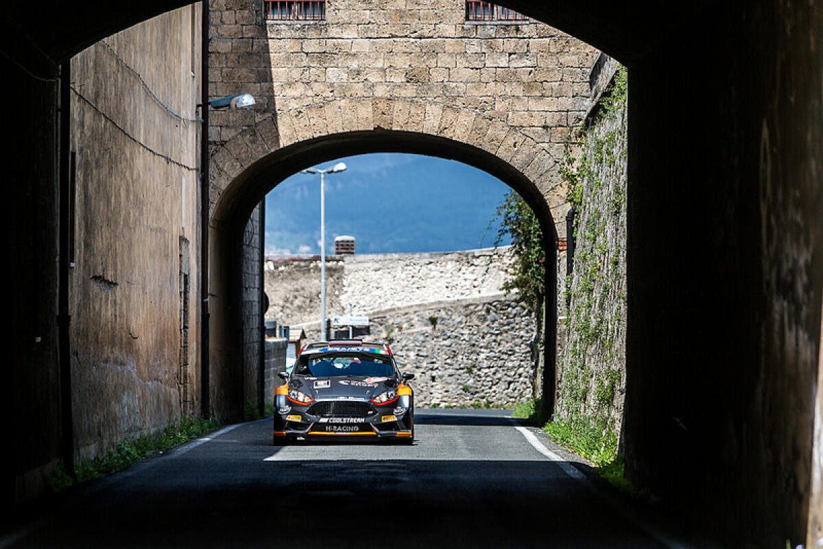 Rally Roma a porte chiuse e cosa significa - 