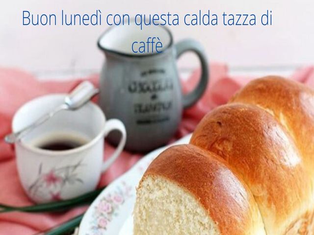 Buon lunedì con questa calda tazza di caffè.