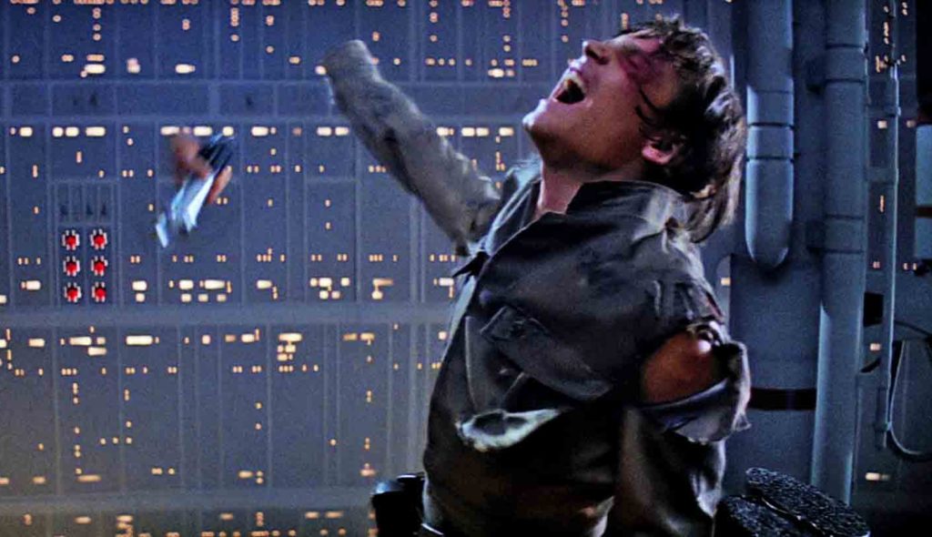 Darth Vader mozza la mano a Luke in Episodio V.Da: inverse