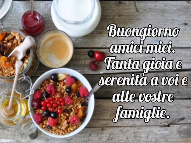 Buongiorno amici miei.Tanta gioia e serenità a voi e alle vostre famiglie.