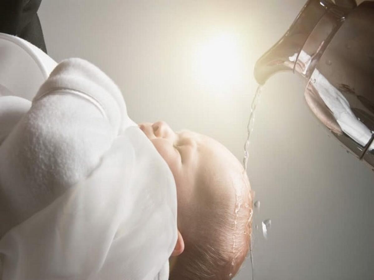 Frasi sul Battesimo: 145 modi per augurare la felicità al bambino - 