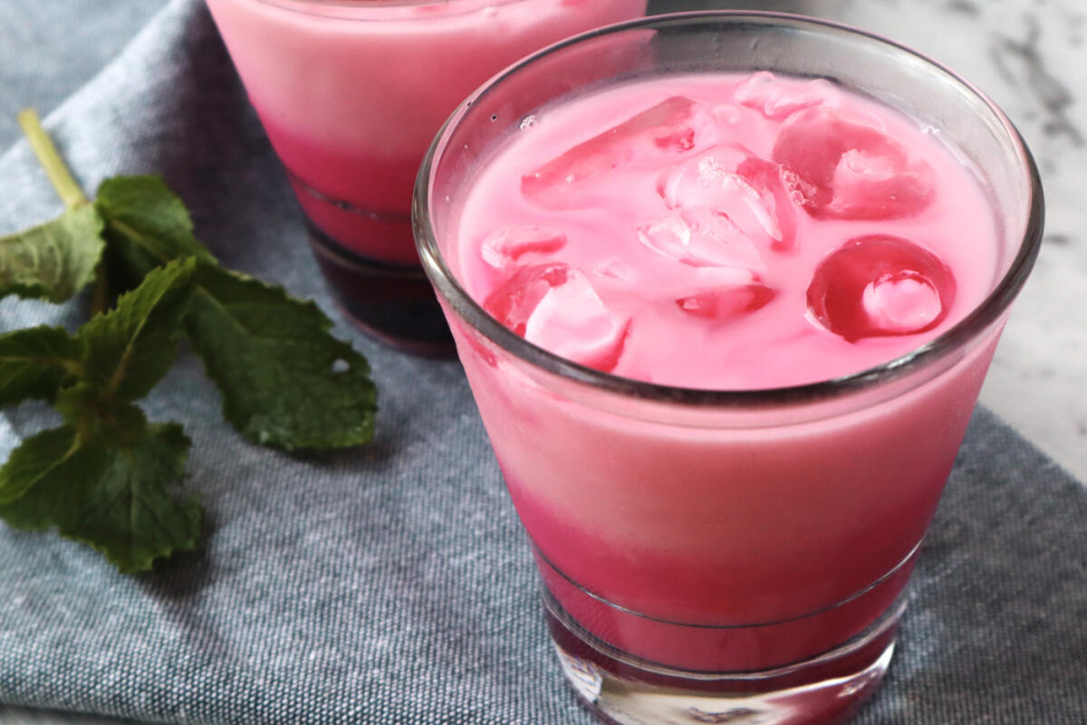 Il latte degli ippopotami è davvero rosa? - 
