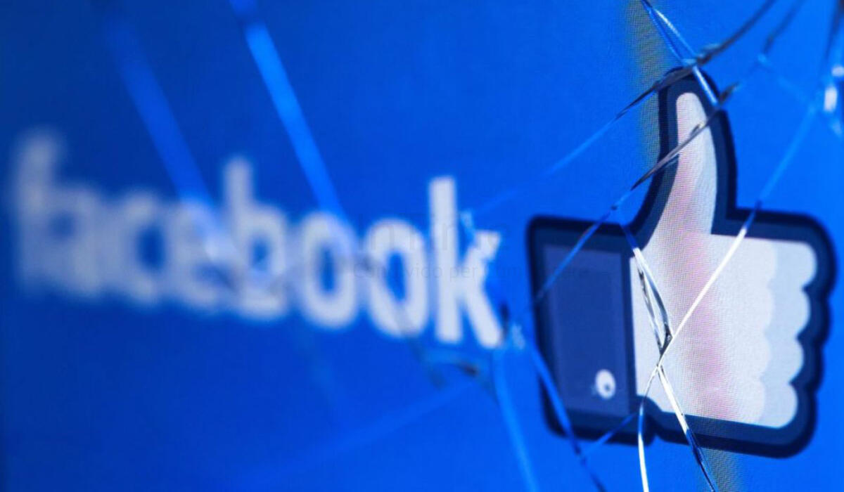 Facebook è down, 911 bombardato di chiamate per il malfunzionamento - 