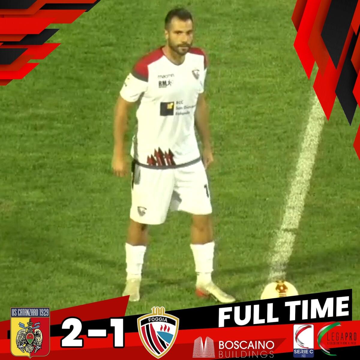 Serie C, il Foggia perde a Catanzaro: 2-1 il risultato finale - Immagine in evidenza: Catanzaro-Foggia 2-1 - crediti foto: pagina ufficiale Facebook Calcio Foggia 1920