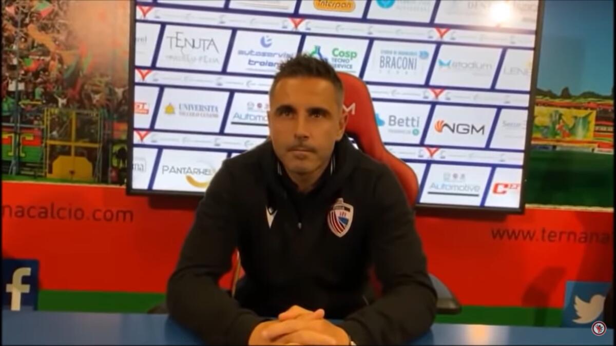 Marchionni: "Continuiamo a regalare gol agli avversari" - Immagine in evidenza: Marco Marchionni - crediti foto: canale Youtube Calcio Foggia 1920
