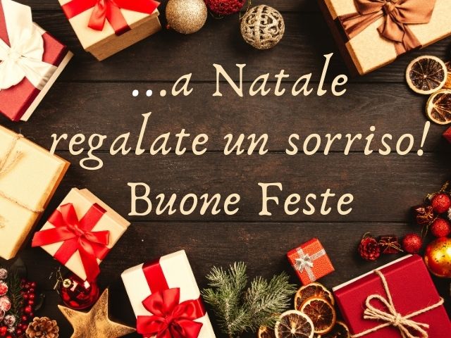 ...a Natale regalate un sorriso! Buone Feste.