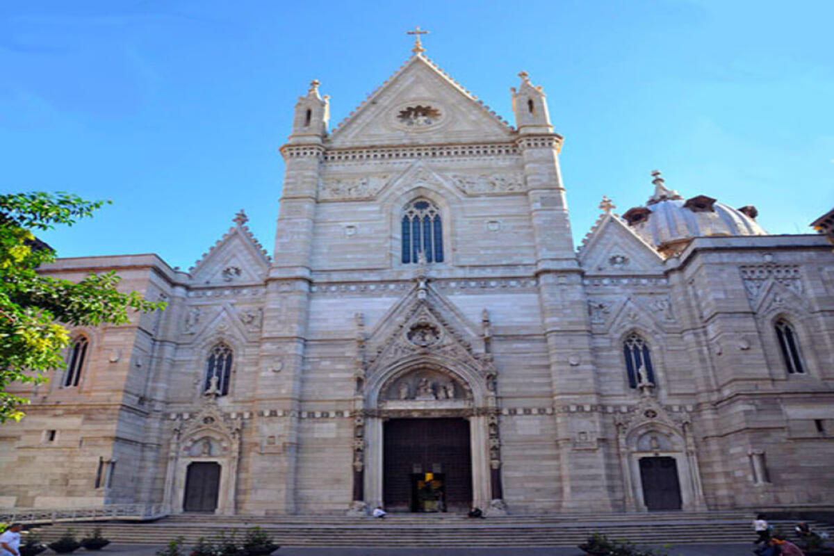 Duomo di Napoli: storia e curiosità di uno dei monumenti cardini della città - 