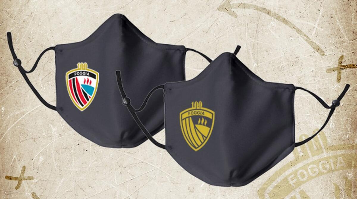 Tifosi protetti, arrivano le mascherine del Foggia - Mascherine del Foggia, crediti: Calcio Foggia 1920