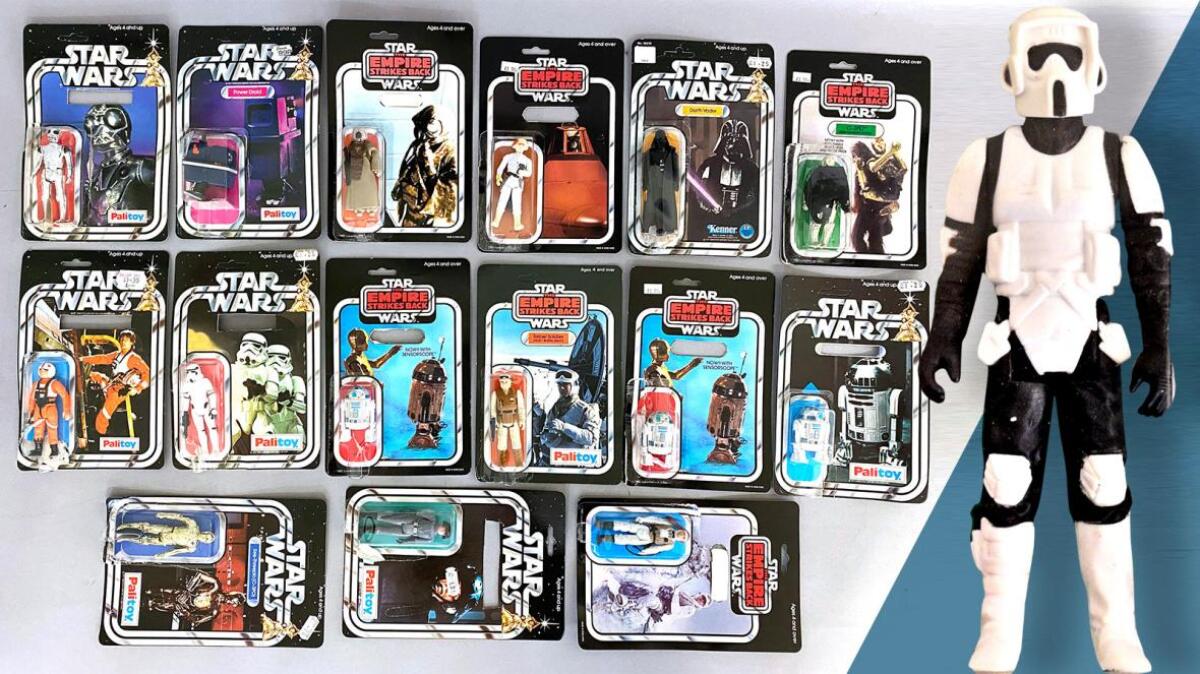 Star Wars: coppia britannica trova nei sacchi della spazzatura in garage una collezione dal valore di 440 mila euro - Collezione di Star Wars.
Da: The Times