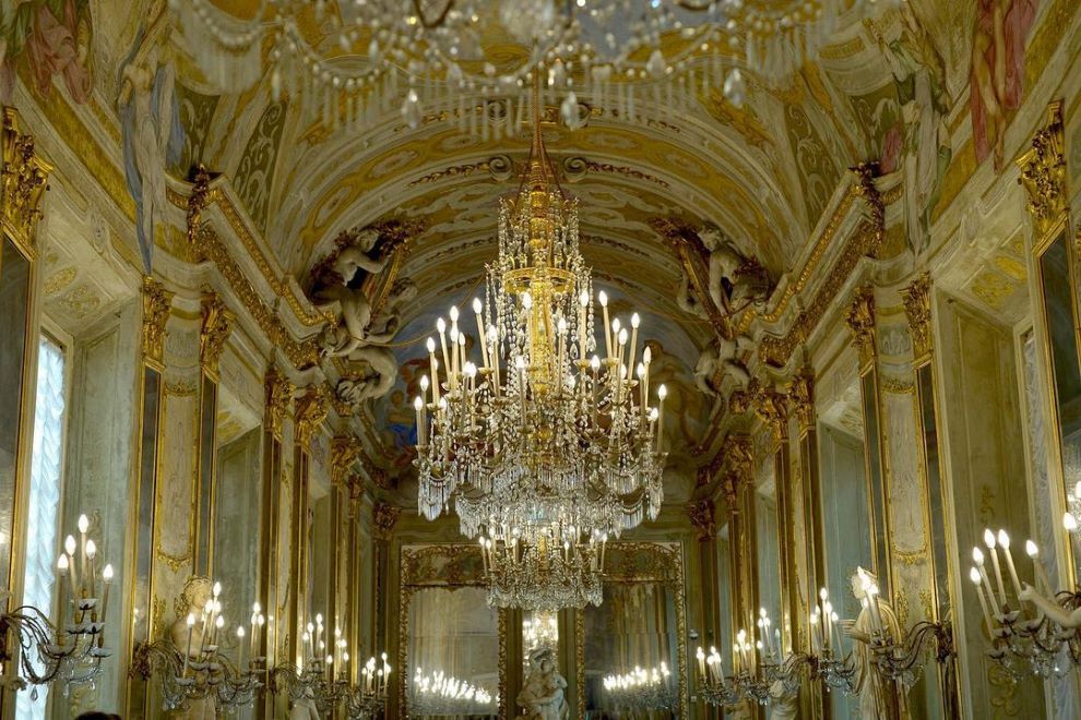 Galleria degli specchi, Museo di Palazzo Reale.