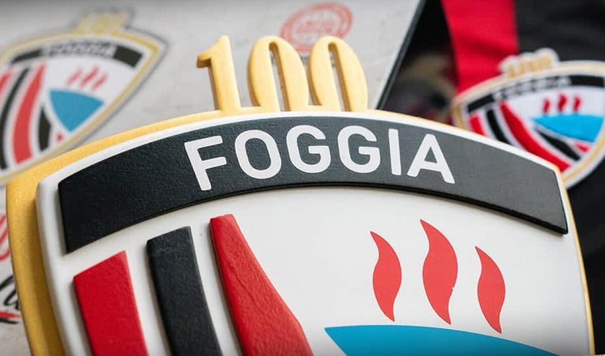 Calcio Foggia, arriva il crest del centenario - Il crest del centenario, crediti Calcio Foggia 1920