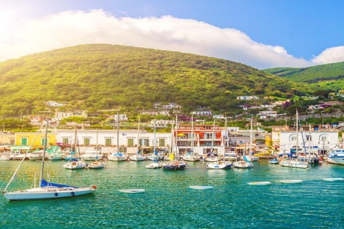 Cosa vedere a Ischia: tutte le bellezze dell'isola da non perdere - 