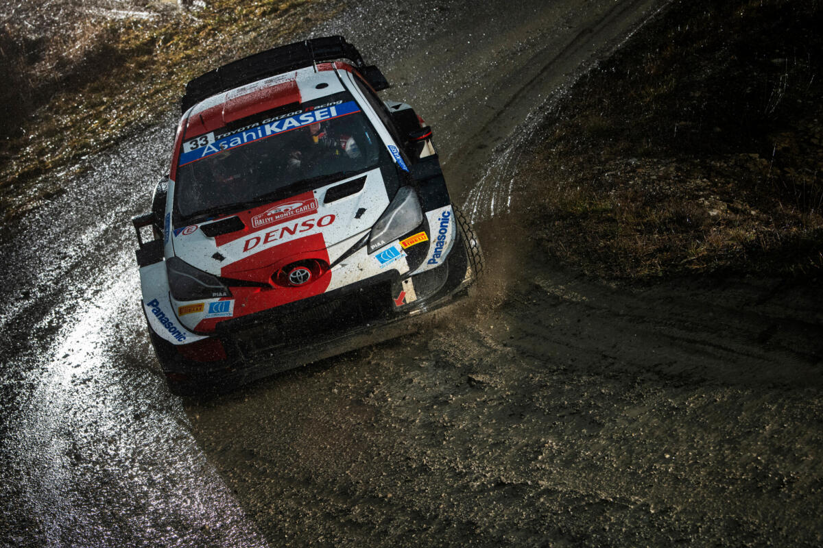 Rallye Montecarlo: Ogier fa e disfa, Evans al comando - 