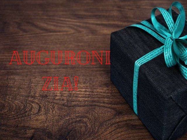 Auguroni zia!