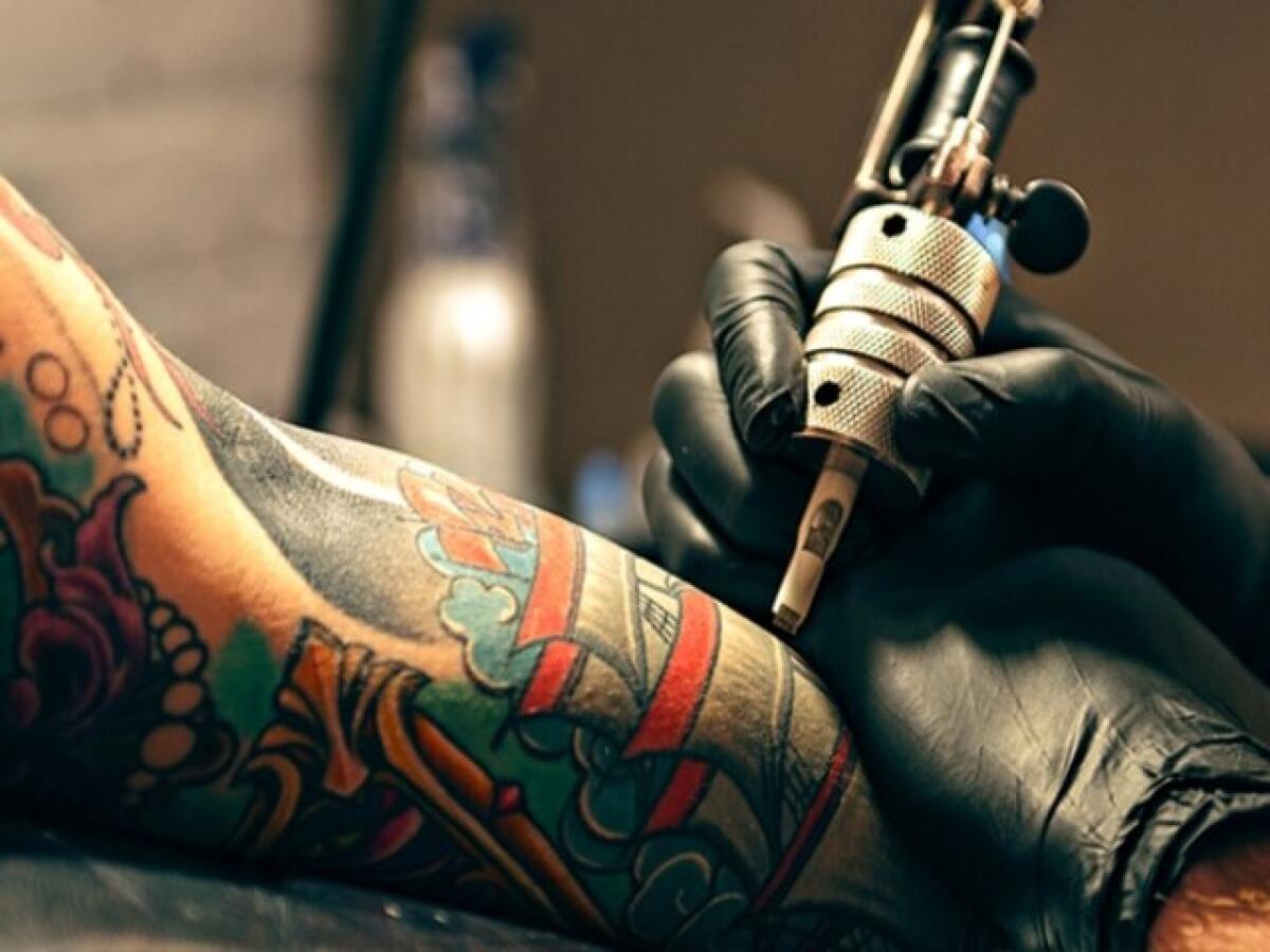 Frasi per tatuaggi e immagini: ecco 261 pensieri con le parole più belle da imprimere sulla pelle - 