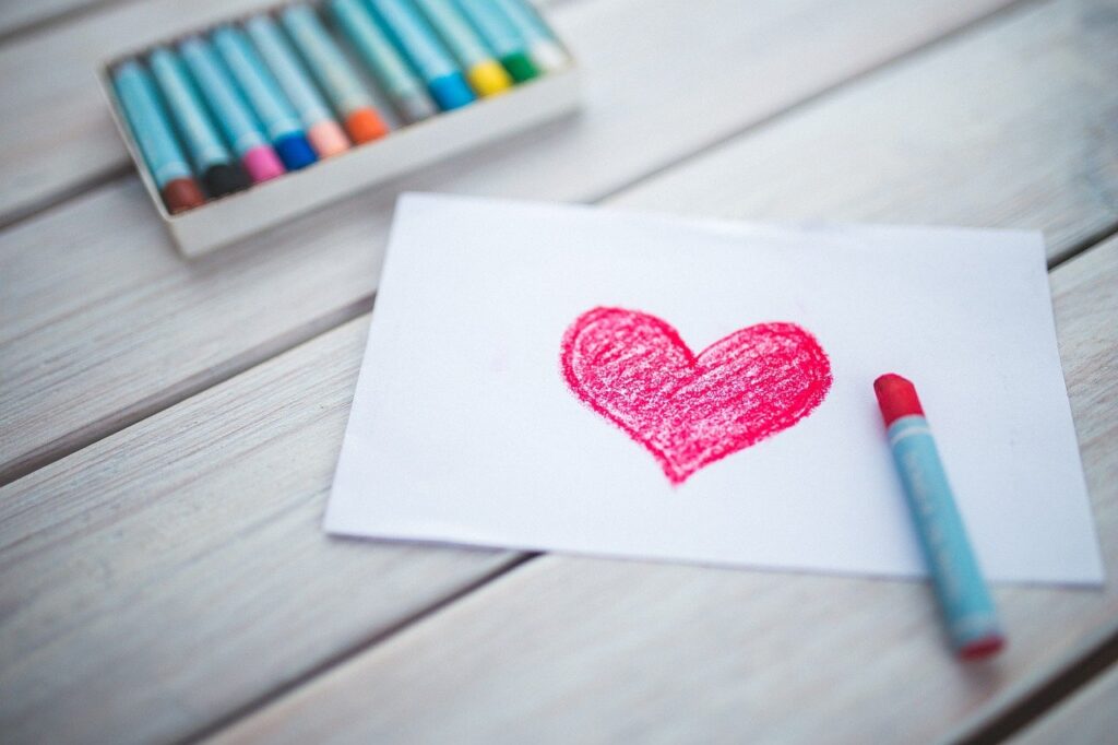 bigliettino d'amore con disegno cuore
