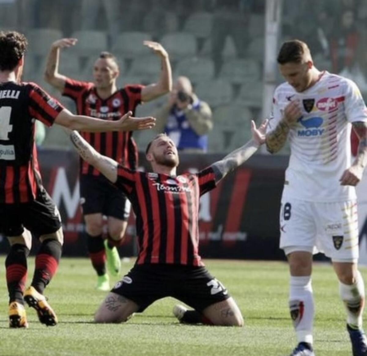 Tommaso Coletti celebra il gol contro il Lecce: “Non lo scorderò mai” - 