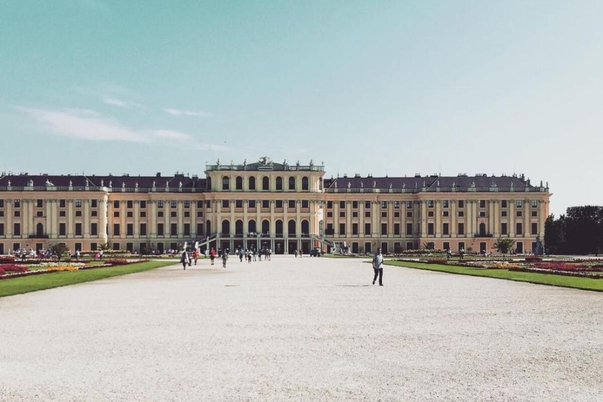Castello di Schönbrunn: tutte le informazioni e curiosità sulla dimora della Principessa Sissi - 