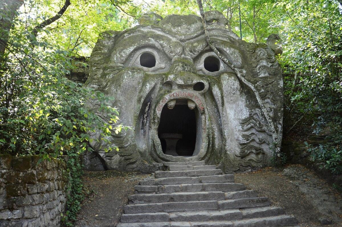 Il Parco dei Mostri: le misteriose sculture del bosco di Bomarzo - 
