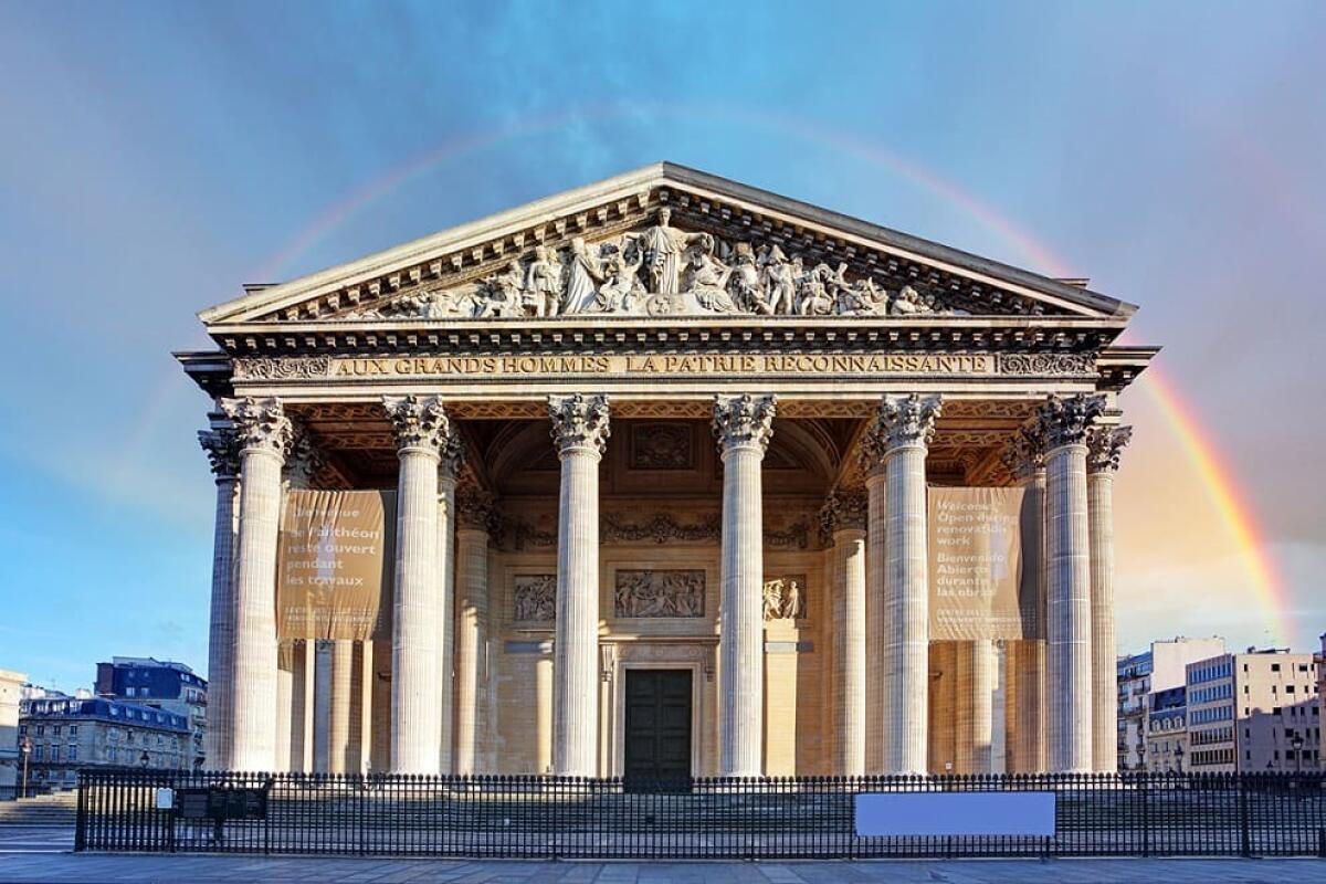 Pantheon: informazioni e curiosità sull'opera dedicata alla patrona di Parigi - 