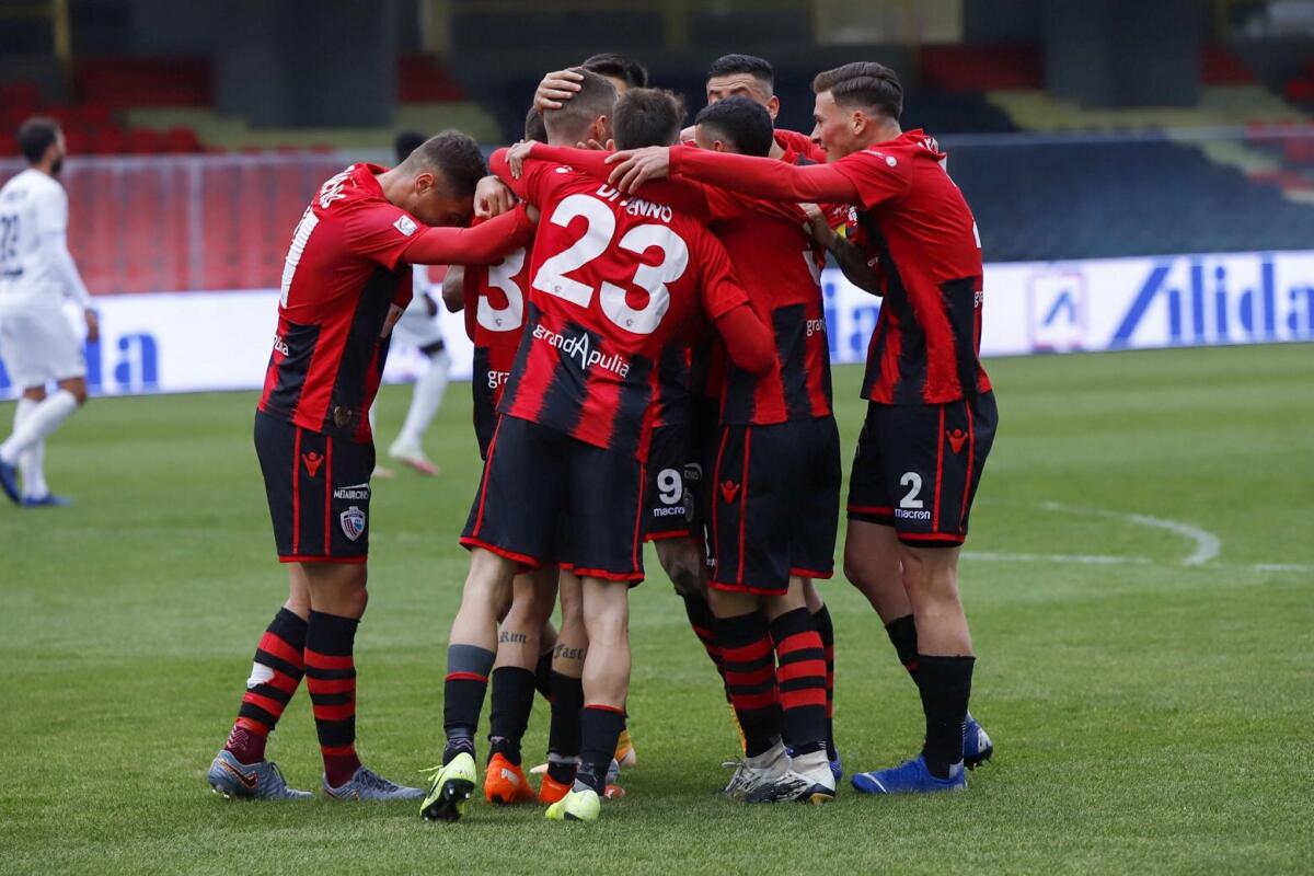 Serie C- girone C, pari allo Zac tra Foggia e Viterbese: 1-1 - Immagine in evidenza: Foggia-Viterbese 1-1 - crediti: foto di Mario Marino