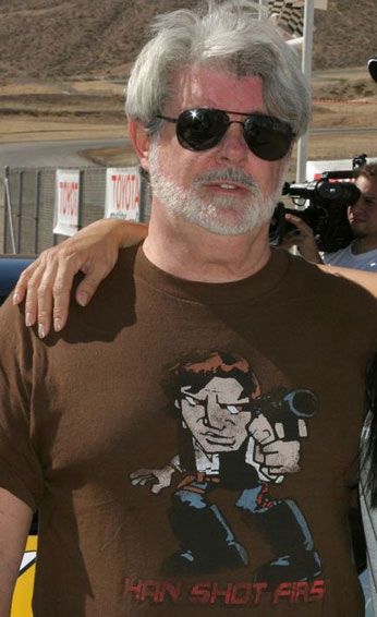George Lucas con una maglietta raffigurante Han Solo