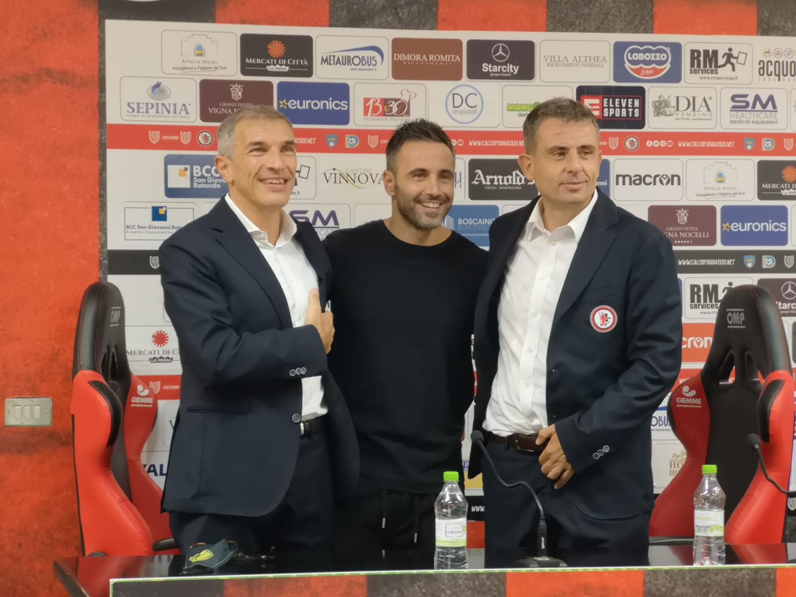 Immagine in evidenza: Davide Pelusi, Marco Marchionni e Ninni Corda - crediti foto: Mario Mescia/lagoleada.it