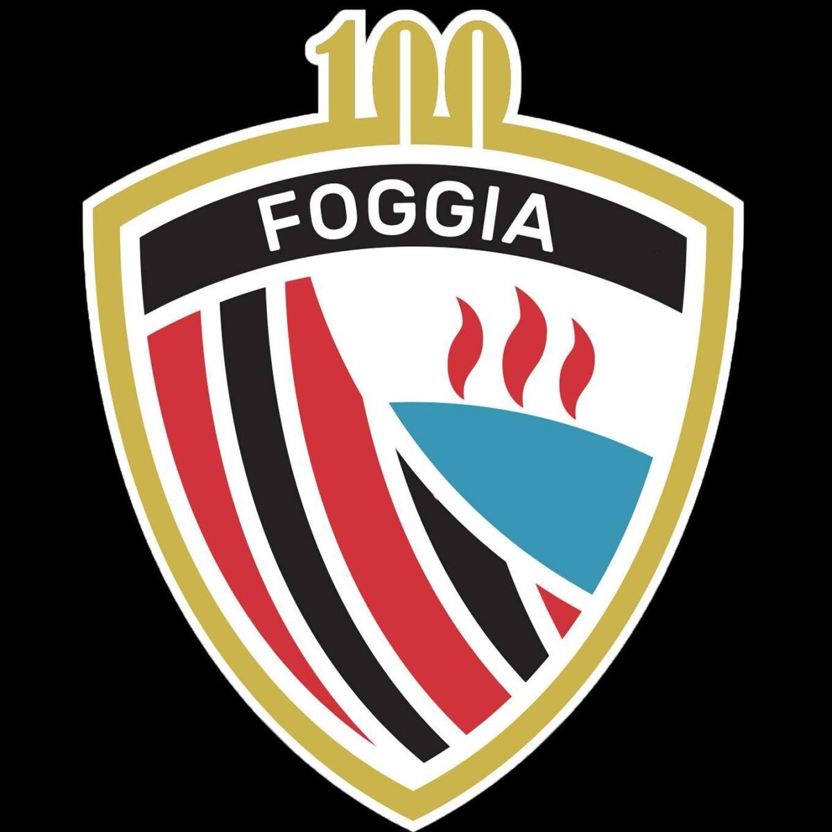 Foggia, positività al test anti-COVID - Immagine in evidenza: stemma Foggia - crediti foto: pagina ufficiale Facebook Calcio Foggia 1920