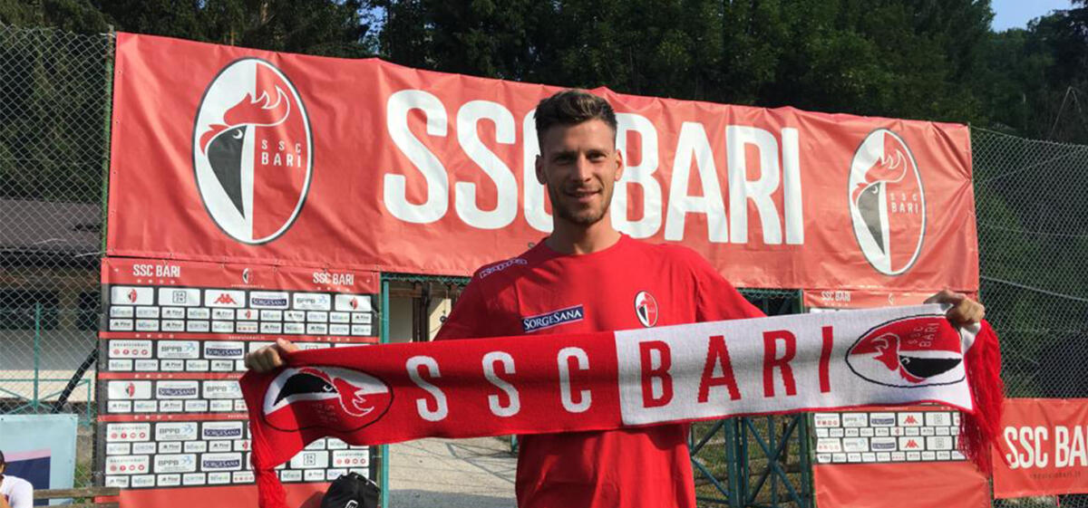 Bari, Perrotta: “Rinvio gara? Il Foggia ha il tempo per recuperare… - Marco Perrotta, difensore del Bari, crediti: sscalciobari.it