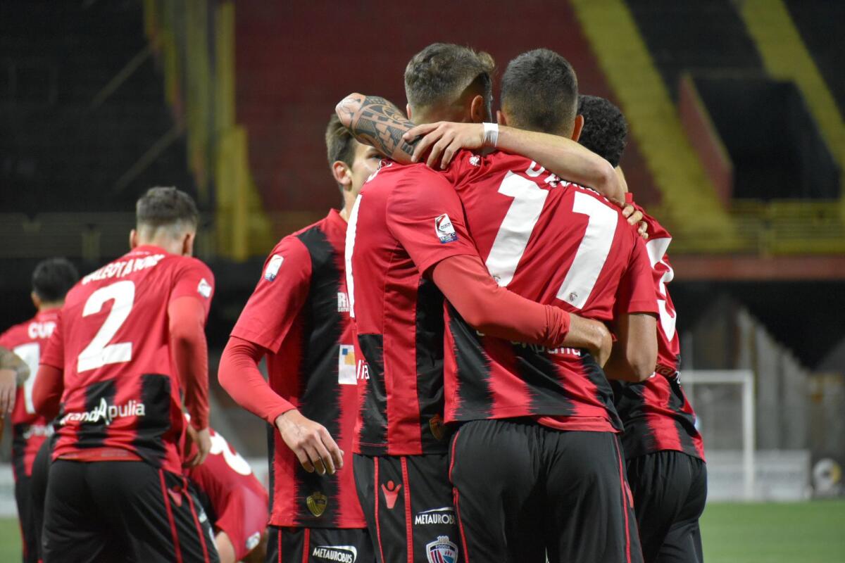 La Gazzetta elogia il Foggia di Marchionni: "Che impresa!" - Immagine in evidenza: uno scatto di Foggia-Catania - crediti: foto di Luigia Spinelli