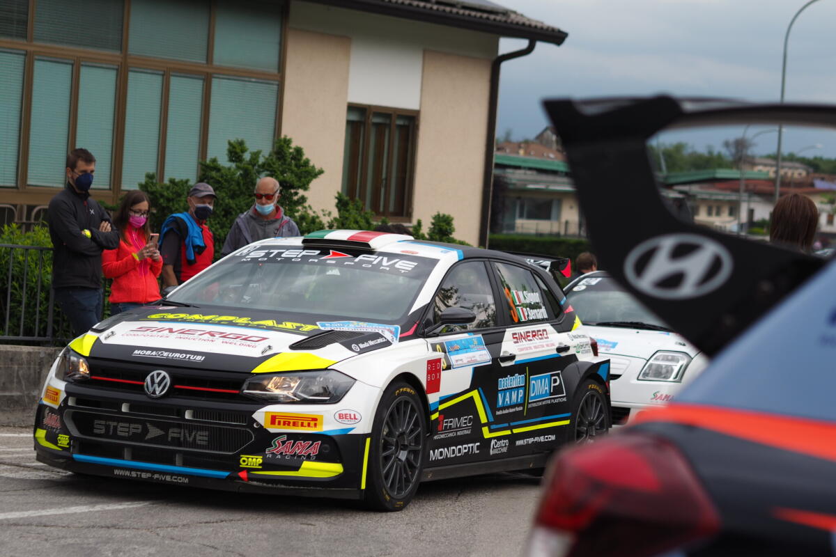 Rally bellunese, Signor al comando dopo le prime prove - 