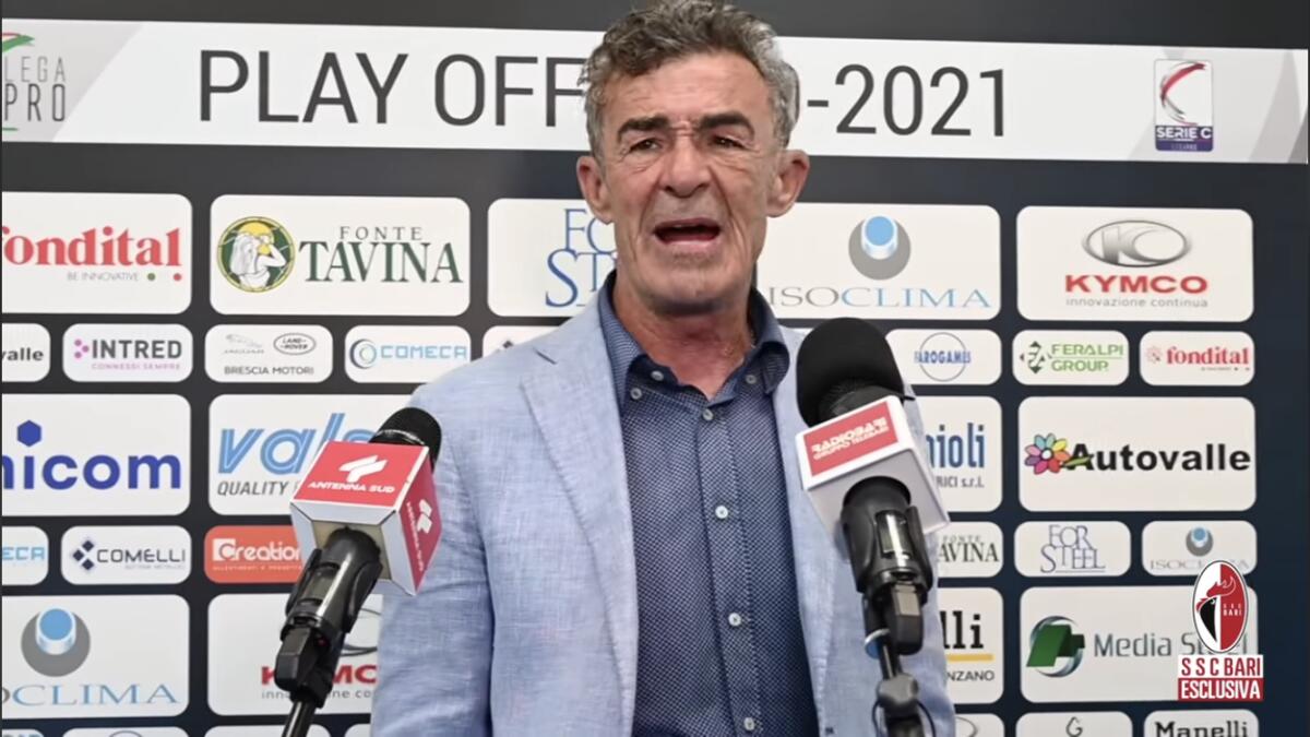 Bari, Auteri dopo il KO con la Feralpisalò: “Possiamo ribaltarla al ritorno” - Nella foto Gaetano Auteri, crediti: SSC Bari