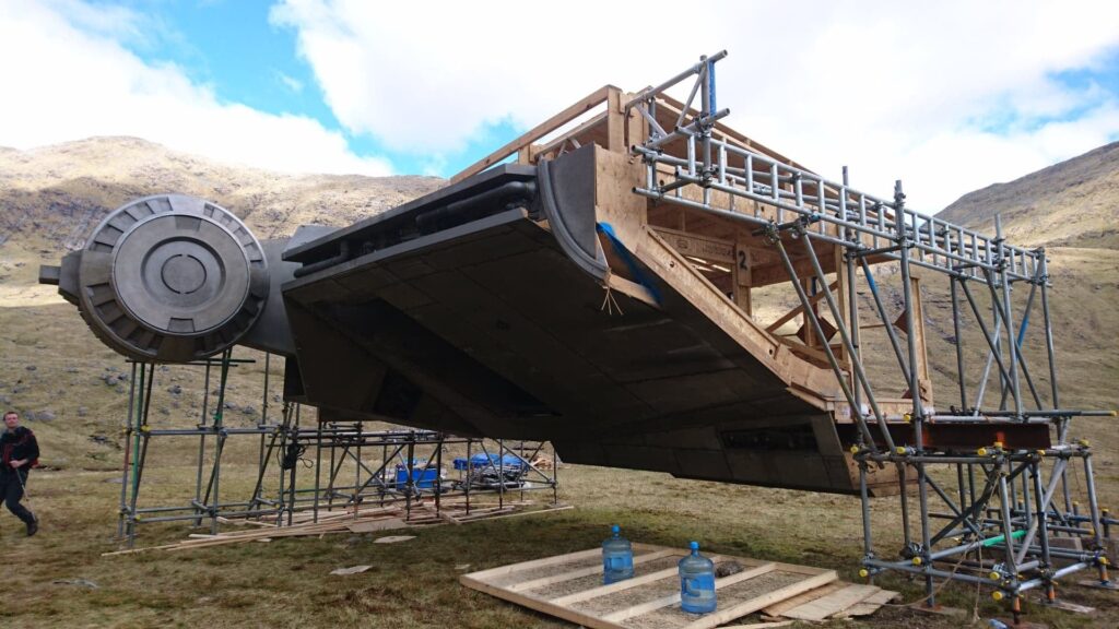 La foto di un'astronave dal set.Da: SWleaks