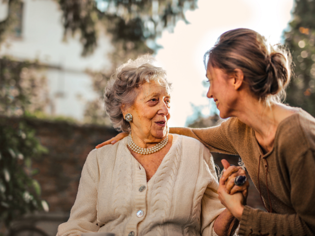 Frasi sull'amore per la mamma: 209 pensieri per dedicarle il tuo amore