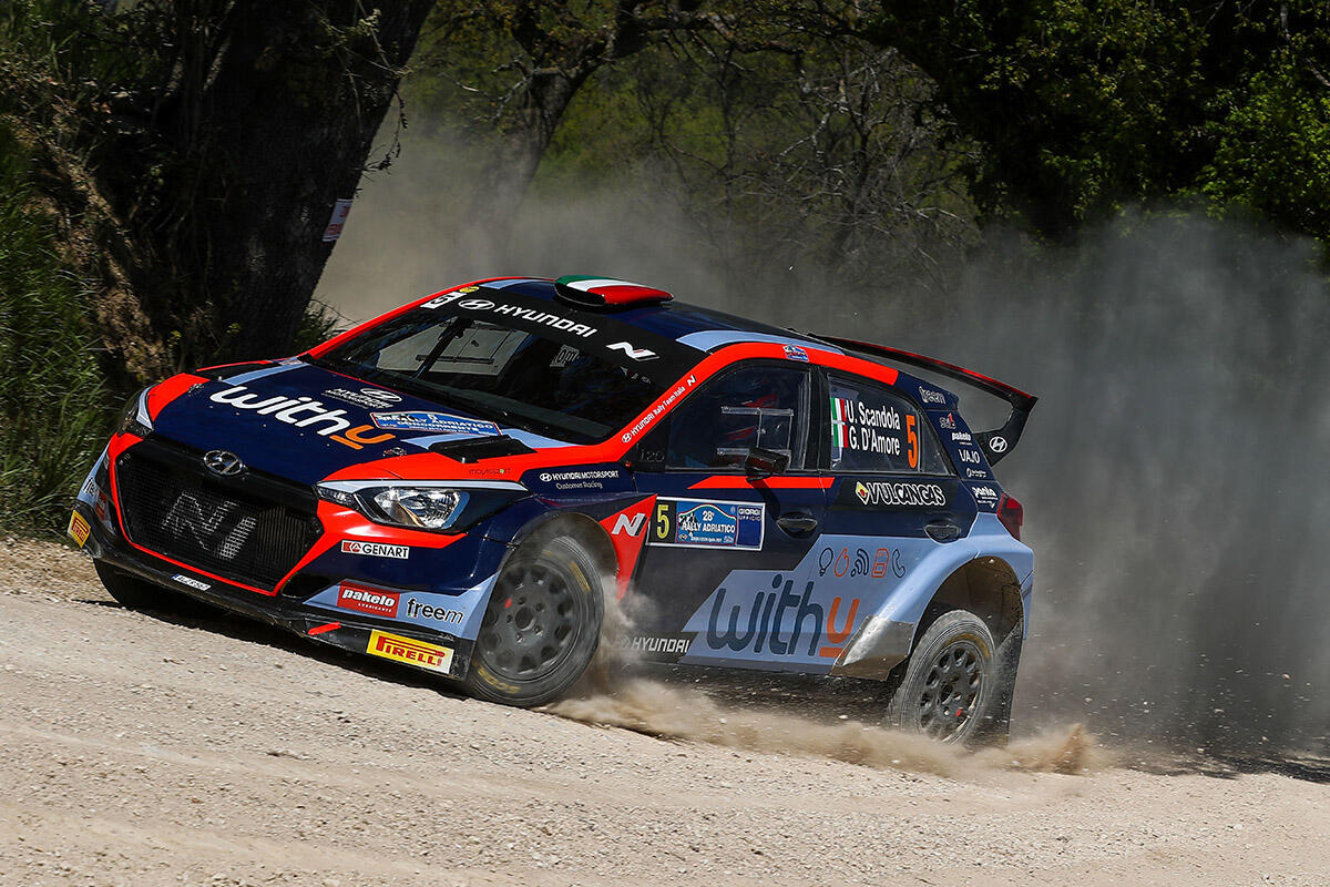 PROFUMO IRIDATO PER IL CAMPIONATO ITALIANO RALLY TERRA - 