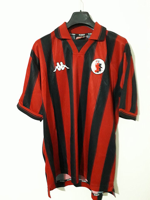 Maglia del Foggia firmata da Kappa, crediti: https://foggiavintagestore.wixsite.com/
