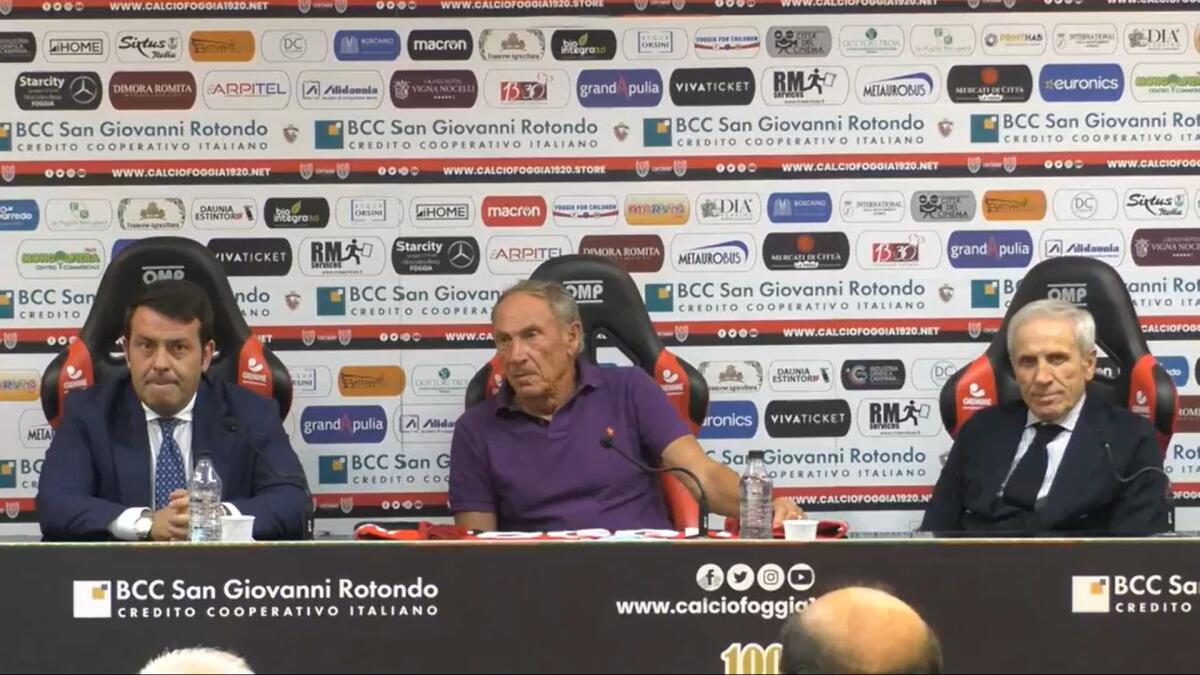 Foggia, il resoconto della conferenza stampa odierna - Immagine in evidenza: Nicola Canonico, Zdeněk Zeman, Peppino Pavone - crediti foto: pagina ufficiale Facebook Calcio Foggia 1920