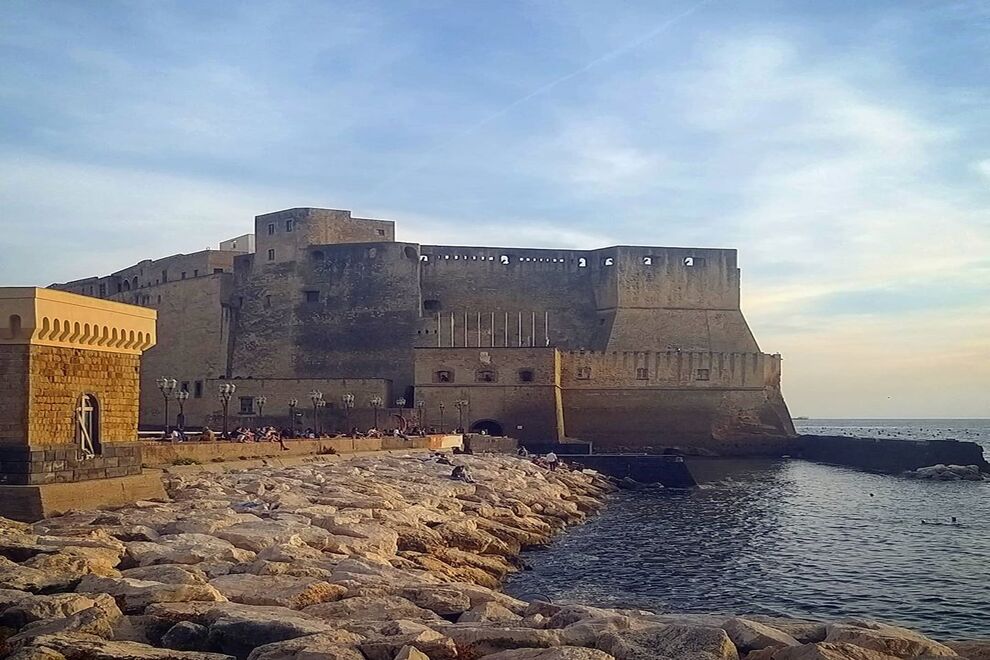 castel dell'ovo napoli