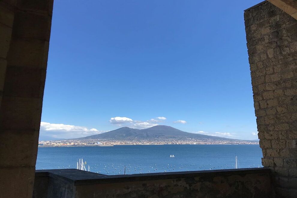 napoli castel dell ovo