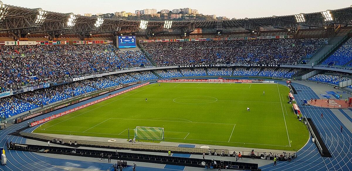 I tifosi potranno tornare  allo stadio. Quanti dovranno esserne? - San Paolo Napoli