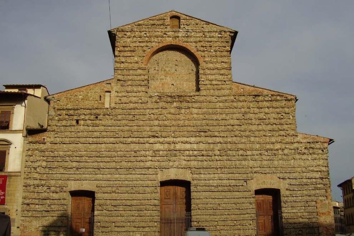 Basilica di San Lorenzo a Firenze: il gioiello del Brunelleschi nascosto in pieno centro - 