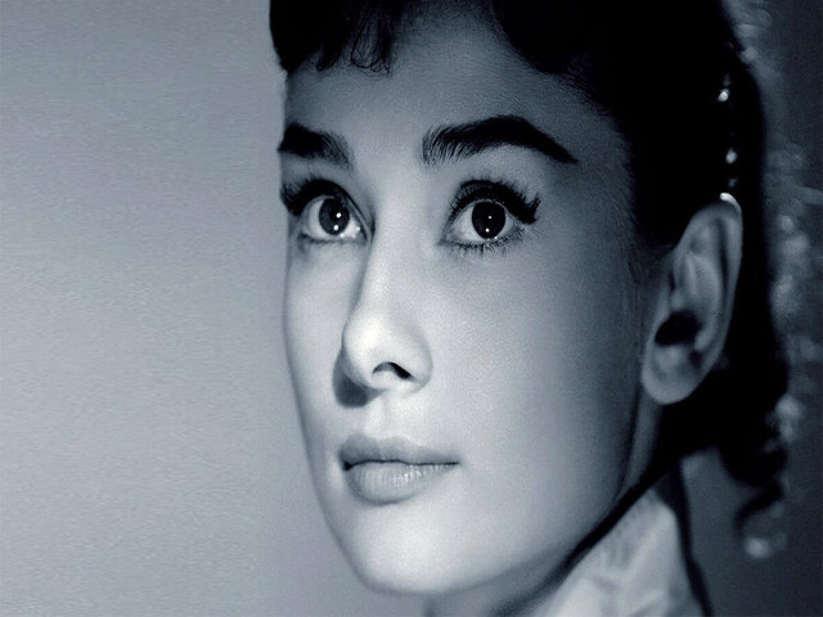 Audrey Hepburn: 140 frasi e Immagini dell'incantevole attrice senza tempo - 