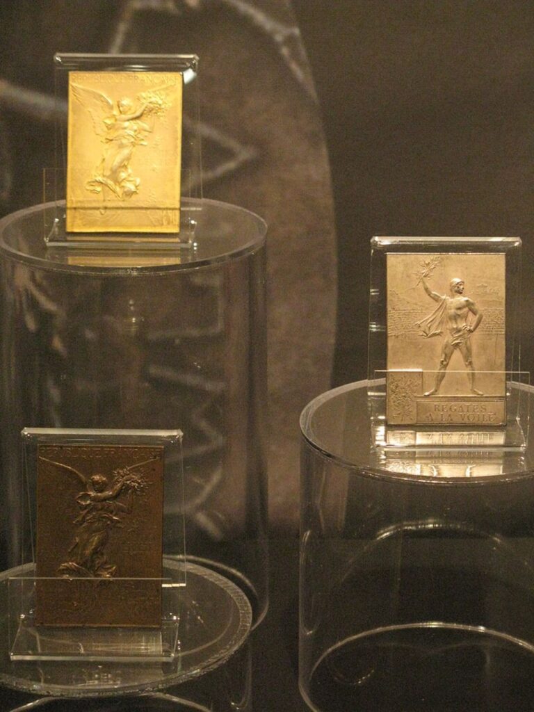 Credits: Yoho2001 via Wikimedia Commons