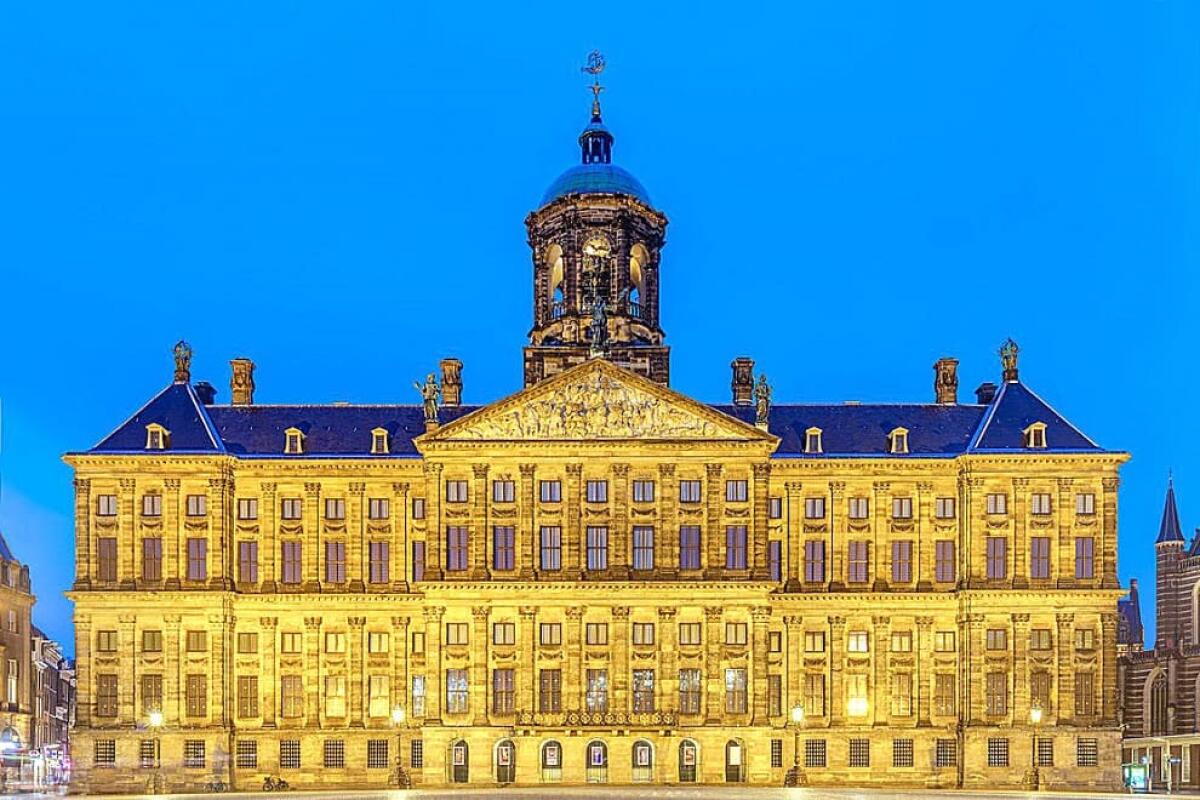 Palazzo Reale ad Amsterdam: storia, curiosità e informazioni utili sul Koninklijk paleis - 