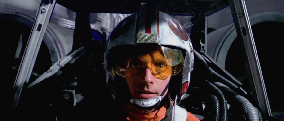Star Wars: un fan ha costruito una fantastica replica dell'X-Wing di Luke Skywalker (video) - Luke si appresta a distruggere la Morte Nera.
Da: starwars.com