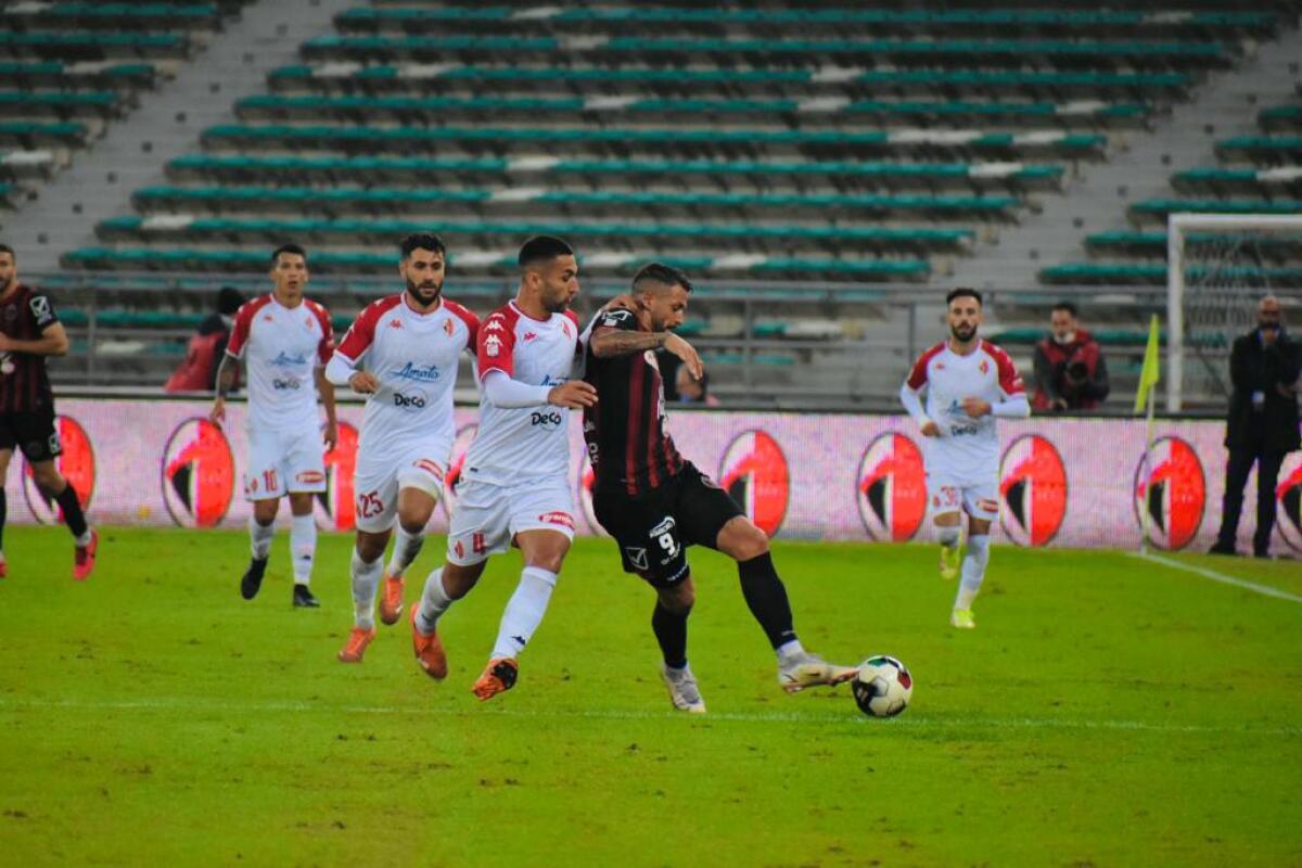 Foggia, Ferrante: "Ce la giochiamo con tutti" - Immagine in evidenza: uno scatto di Bari-Foggia 1-1 (Serie C - girone C, stagione 2021/2022) - crediti: foto di Luigia Spinelli